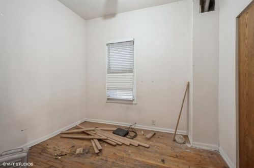 814 Leavitt St, Chicago IL 60622-8699 exterior