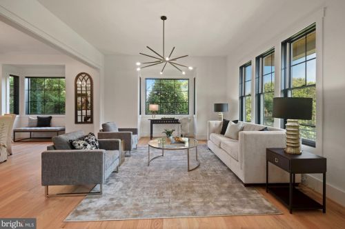 6516 Beverly Ave, Mc Lean VA 22101-5222 exterior