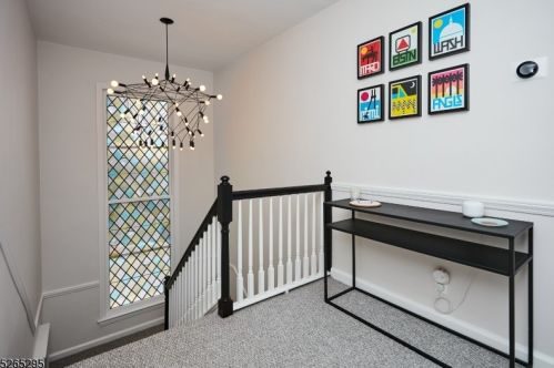 168 Forest Hill Rd, Town Center NJ  07052-3958 exterior