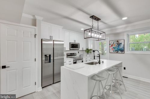 69 55th St, Washington DC  20019-6565 exterior