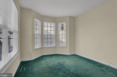 63 Menlena Cir, Hanover, PA 17331-8644