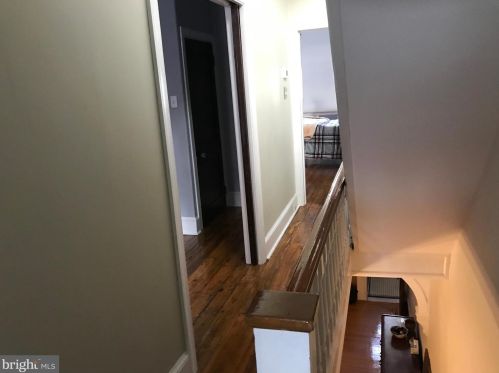 912 Catharine St, Philadelphia PA 19143-2624 exterior