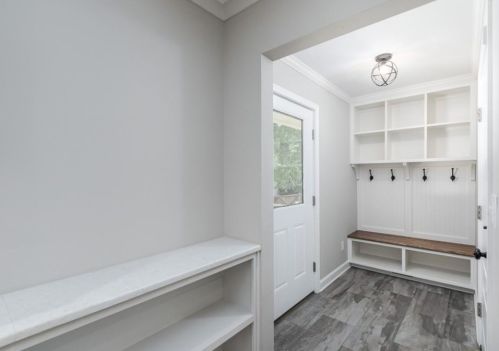 4094 Candler Lake Ct, Atlanta GA  30319-1728 exterior