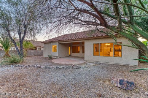 4541 Paseo Don Rolando, Tucson AZ 85746-8464 exterior