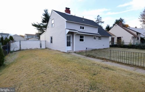 9314 Academy Rd, Philadelphia PA  19114-3523 exterior