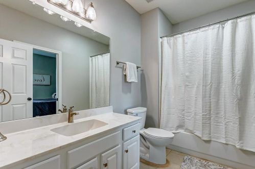 32730 Rogers Rd, Fulshear TX 77441-6326 exterior