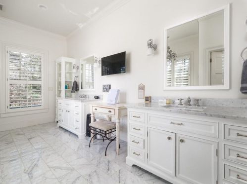 4625 Ml Brk Dr, Atlanta GA 30327 exterior