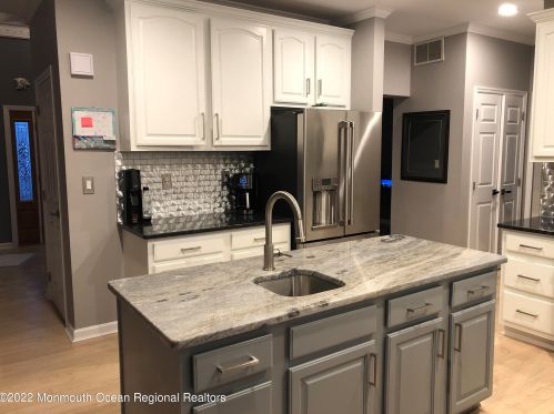 820 Bowline Dr, Lacey NJ  08731-3006 exterior