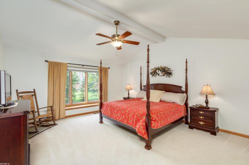 16820 Renee Dr, Macomb Township MI 48042-2324 exterior