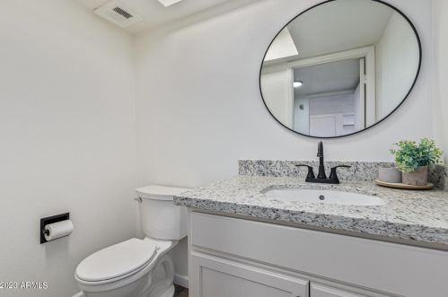 4665 21st Ave, Phoenix AZ  85015-4139 exterior