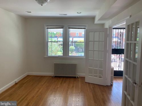 1326 Holbrook St, Washington DC  20002-3914 exterior