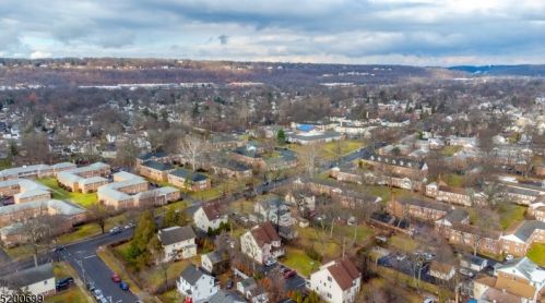 708 Front St, Plainfield NJ 07060-1033 exterior