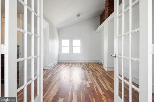 6328 Camac St, Philadelphia PA  19141-3312 exterior