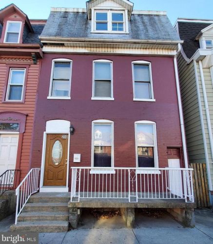 250 Princess St, York PA  17401-3881 exterior