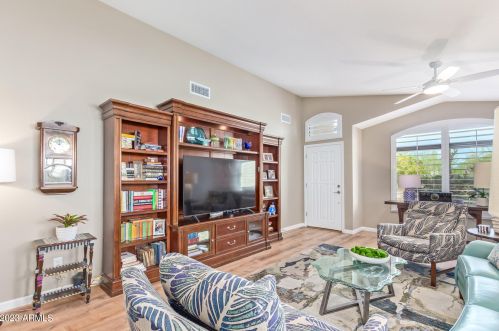 28715 21st Ln, Phoenix AZ  85085-5735 exterior