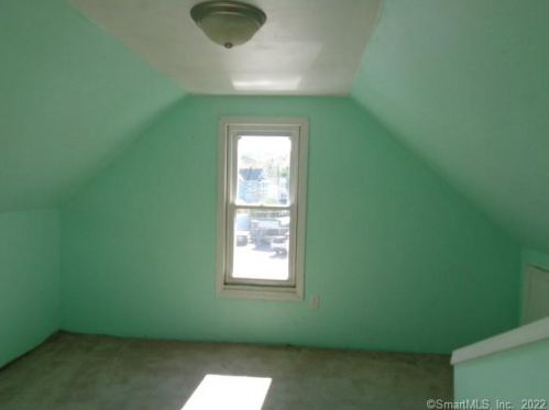 85 Brightwood Ave, Torrington CT 06790-5010 exterior