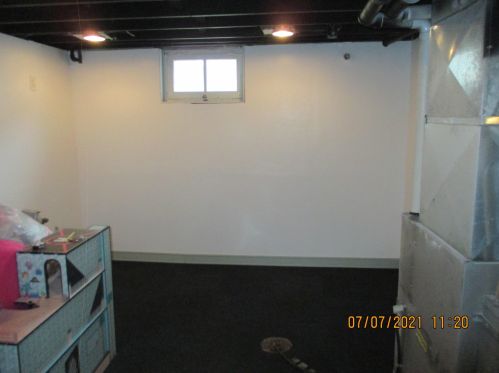 4319 87th St, Milwaukee WI  53222-1799 exterior