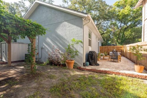 1704 Louisiana Ave, Tampa FL  33610-6037 exterior