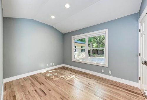 6105 Belfast Dr, Austin TX 78723-1117 exterior