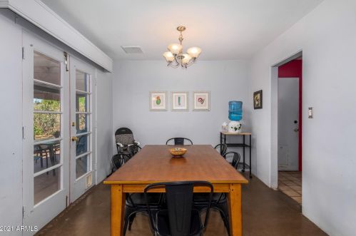 1721 Devonshire Ave, Phoenix AZ 85033-3241 exterior