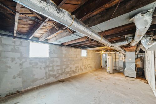 2143 17th St, Milwaukee WI  53205-1219 exterior