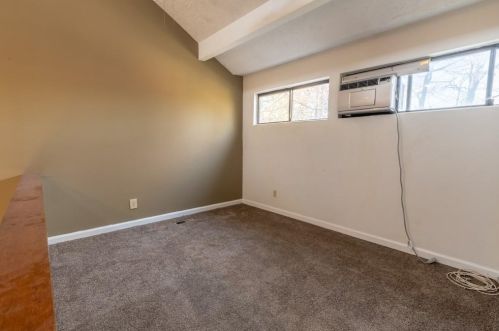 1152 Lynmoor Dr, Atlanta GA 30319-4126 exterior