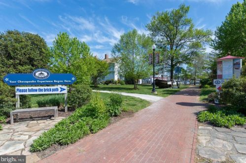 107 Chestnut St, Saint Michaels MD 21663 exterior