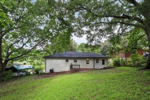 2846 Meadowview Dr, Atlanta GA  30316-4358 exterior