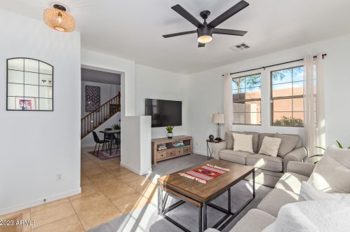 5310 Chisum Trl, Phoenix AZ  85083-6356 exterior