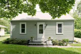 2421 Parchmount Ave, Kalamazoo MI  49004-1748 exterior