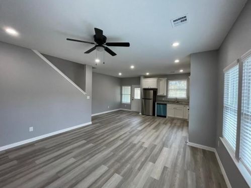 820 Sears St, Denison TX  75020-3242 exterior