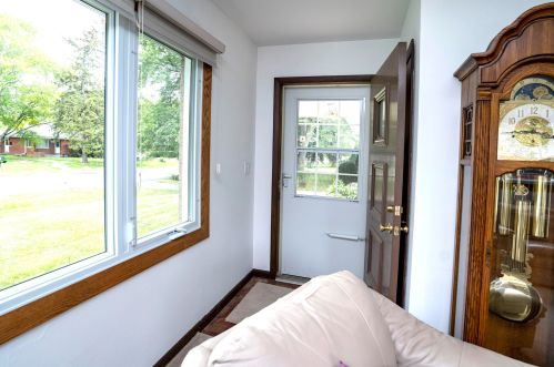 7754 Delta Pl, Milwaukee, WI 53223-4255