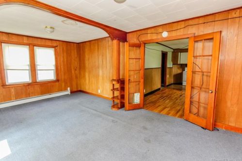 387 Putnam Pike, Killingly CT 06241-1608 exterior