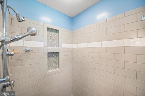 233 Old State Rd, Limerick PA 19468-3116 exterior