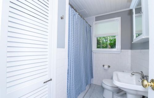 183 Main St, Plaistow NH 03865-3034 exterior