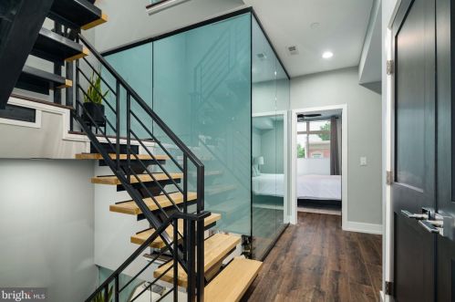 1313 29 St, Philadelphia PA 19121-4503 exterior