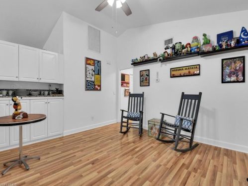 1208 Forest Lakes Blvd, Naples FL 34105-2272 exterior