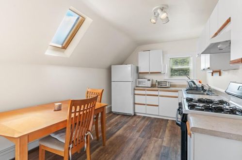 246 Smith St, Providence RI 02911-3307 exterior