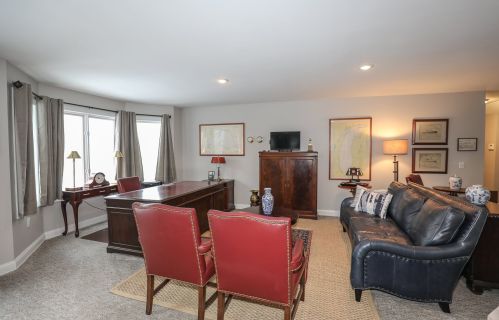 2 Fairview Dr, Concord NH 03301-6917 exterior