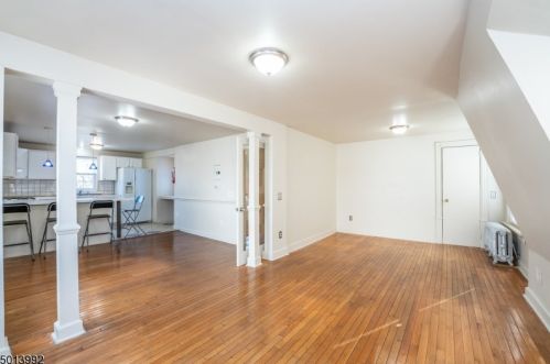 423 Chestnut St, Roselle Park NJ  07204-1901 exterior