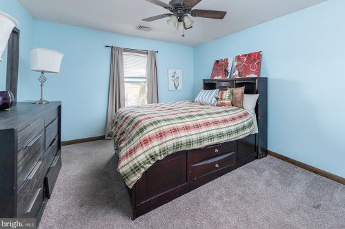 22 Green St, Pilesgrove NJ 08098-1136 exterior