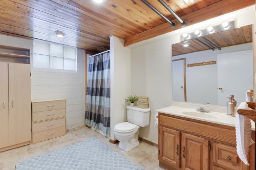 1815 Juliet Ave, Saint Paul MN 55105-2124 exterior