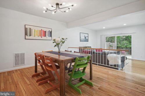 862 New Mark Esplanade, Rockville MD 20850-2736 exterior