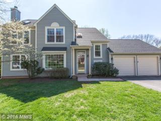 3018 Emerald Chase Dr, Herndon, VA 20171-2334