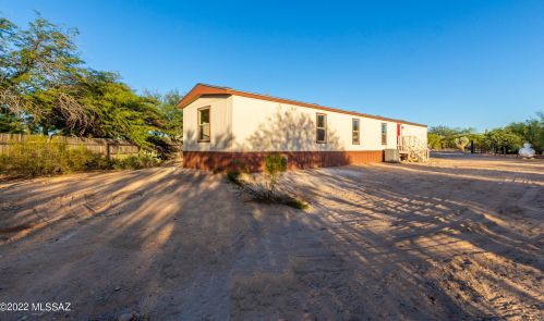 6525 Pelto Path, Tucson, AZ 85743-8451