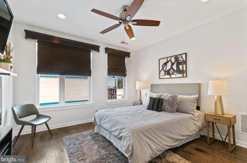 2443 Coral St, Philadelphia PA 19125-1625 exterior