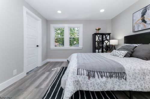 128 Brookside Ave, Irvington NJ  07111-3303 exterior