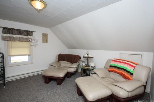 96 Wallace Row, Wallingford CT 06492-3137 exterior