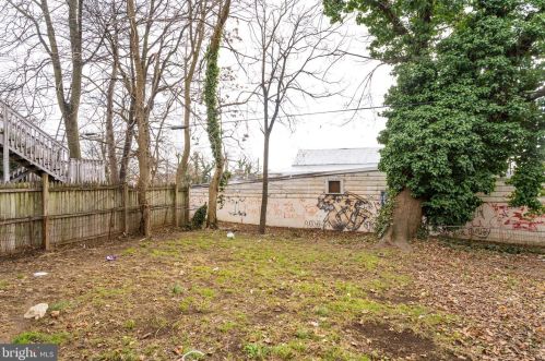 618 King St, Lancaster PA 17602-3237 exterior