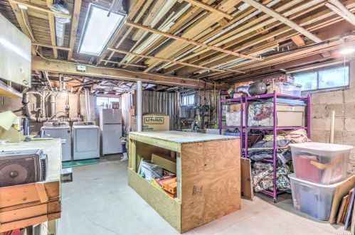 309 Amsterdam Ave, Babylon NY 11704-4929 exterior